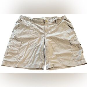 L.L.Bean Men's Tropicwear Cargo Shorts Size Large Gray Outdoor Nylon UPF 50+